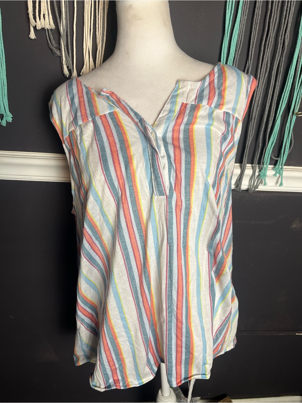 Multi-colored vertical striped lightweight blouse in size 2X